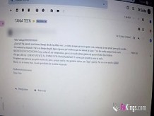 ¡Tania Teen ahora es una MILF! ¡Una pelirroja increíble está de vuelta en el porno, y ella quiere ser educada!