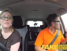Fake Driving School cutie rubia coleta con coño peludo adolescente creampie