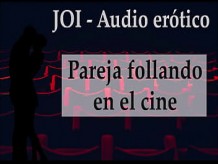Escondidos En El Cine. JOI En Español.