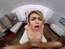 Latina Babe Destiny Cruz hace una fiesta sexual privada contigo VR Porn