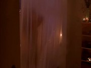 Tania Saulnier Sexy Shower Girl - Smallville mezcla de inglés y español