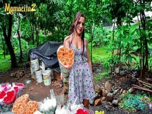 MAMACITAZ - La florista latina Rosa Galindo es follada profundamente en su descanso de la tarde