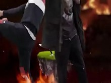 Raff y Klyn comiendo el culo de los jóvenes hipados que dejaron el dinero, la fama y las mujeres suben la cabeza.