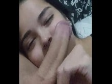 La esposa sumisa Debora Prado hace mamada todos los días por la noche antes de acostarse