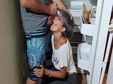 Mi padrastro me deja cuidando de su esposa y yo terminé follándola muchas veces: porno en español.