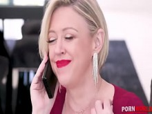 MILF atrapa a Siririca toma sabrosa en el culo.