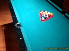 Le di una leccion a mi mejor amiga por perder la partida de pool