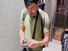 Milf con curvas de ébano recibe a su novio extranjero con una follada interracial dura y sorpresa, Carla Morelli, Aldomorenox