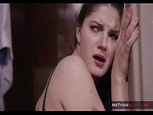 Pequeña adolescente Francesca DiCaprio maltratada por su padrastro Cristian Clay y castigada por una enorme polla dura para golpes - 4k teaser