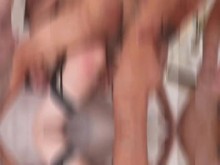 A la MILF DANNA ROSE le encantan las pollas monstruosas en todos sus agujeros, ¡Qué puta!. Orinando. DP. SALTO. GRIFO