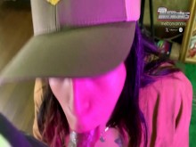 La sexy repartidora española se convierte en MetroMAMMI