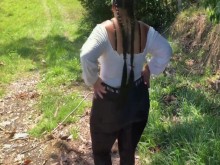 follando a un desconocido por dinero en la vía pública