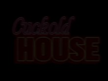 Volvió a poner cornudo a su hermano y se folló a su cuñada con un amigo