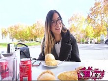Ella es tan zorra que necesita dos pollas. Megan Love, influencer nerd maltratada en FAKings